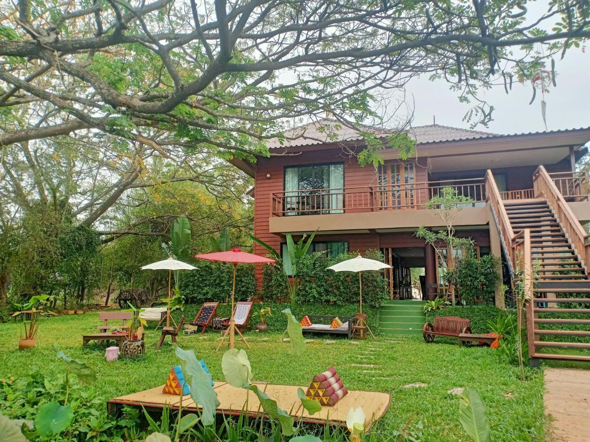Baanbua Nonlen Hotel Udon Thani Exterior foto