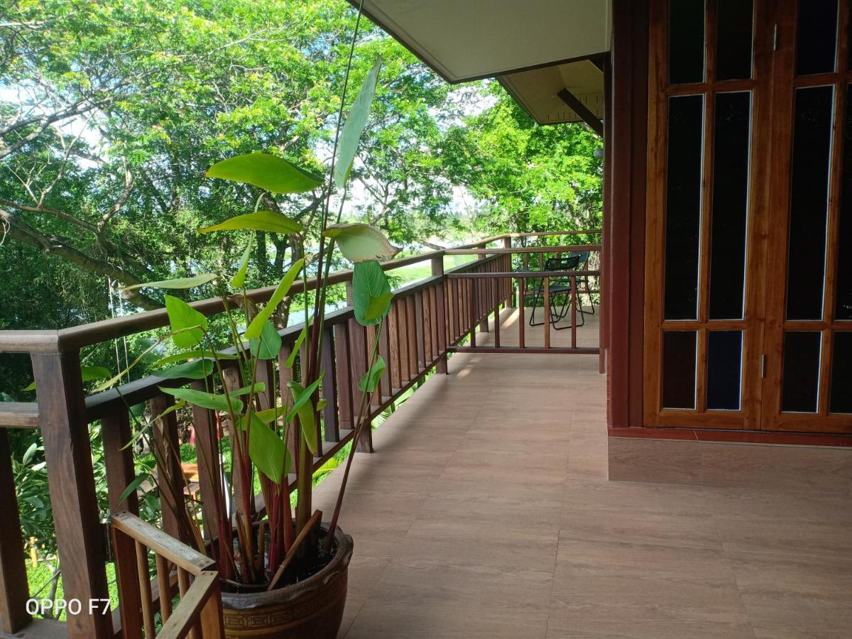 Baanbua Nonlen Hotel Udon Thani Exterior foto